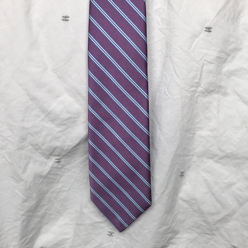 Silk tie